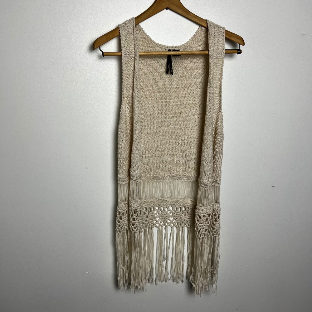 So‎ It Is Womens Cream Knit Crochet Fringe Vest Boho Festival Sleeveless Medium